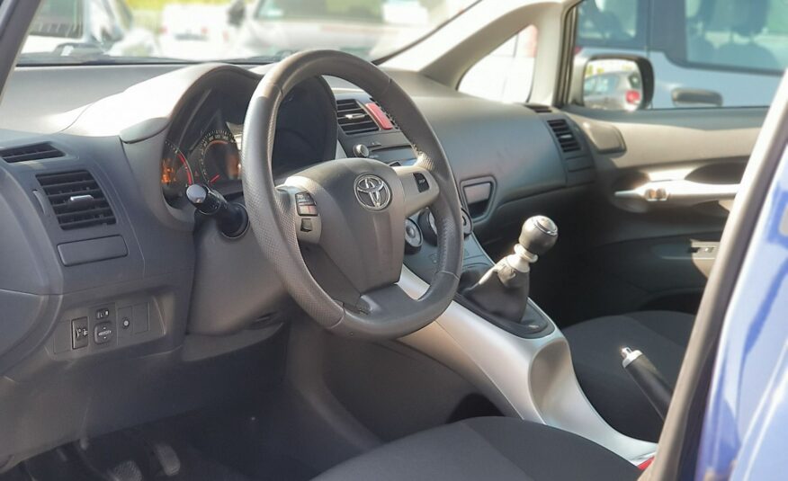 Toyota Auris Salon Polska| 1.3