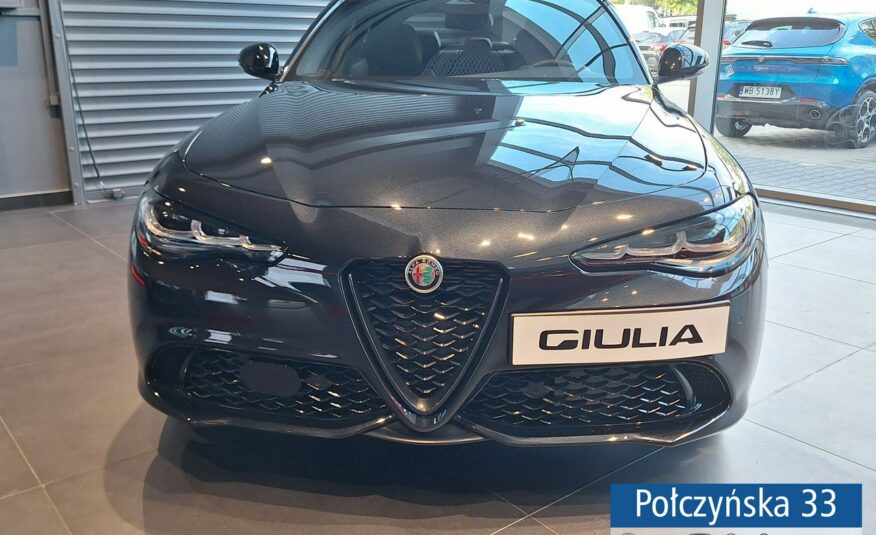 Alfa Romeo Giulia Giulia Veloce  2.0 GME 280 KM AT8 AWD MY24|Volcano Black|Pakiet Techno