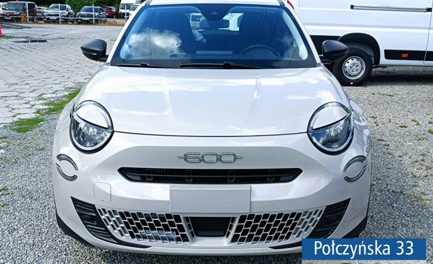 Fiat 600 1.2 100 KM DCT6 Hybrid  | Pakiet  Komfort |Ubezpieczenie za 1 zł