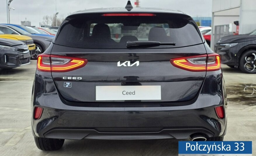 Kia Nowy Ceed 1.5 T-GDI 140KM 7DCT | Tribute | czarny Black Pearl | MY25