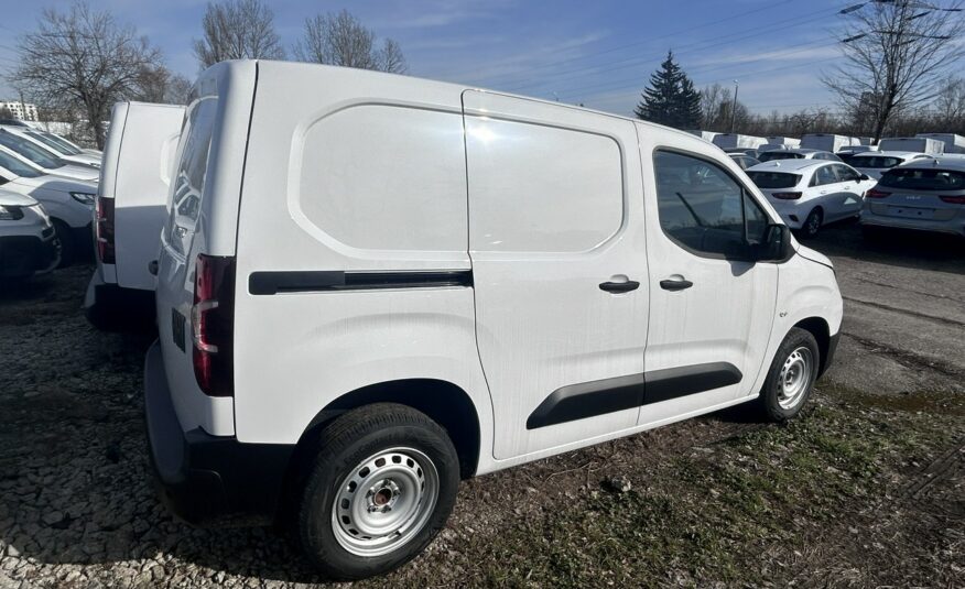 Fiat Doblo DOBLO Furgon L1H1  1.2 benzyna 110 KM,